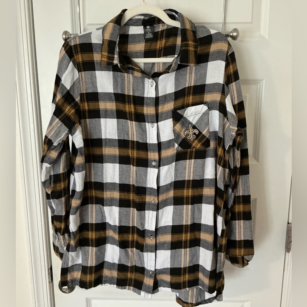NFL Women’s Long Sleeve Button Down Shirt Saints
